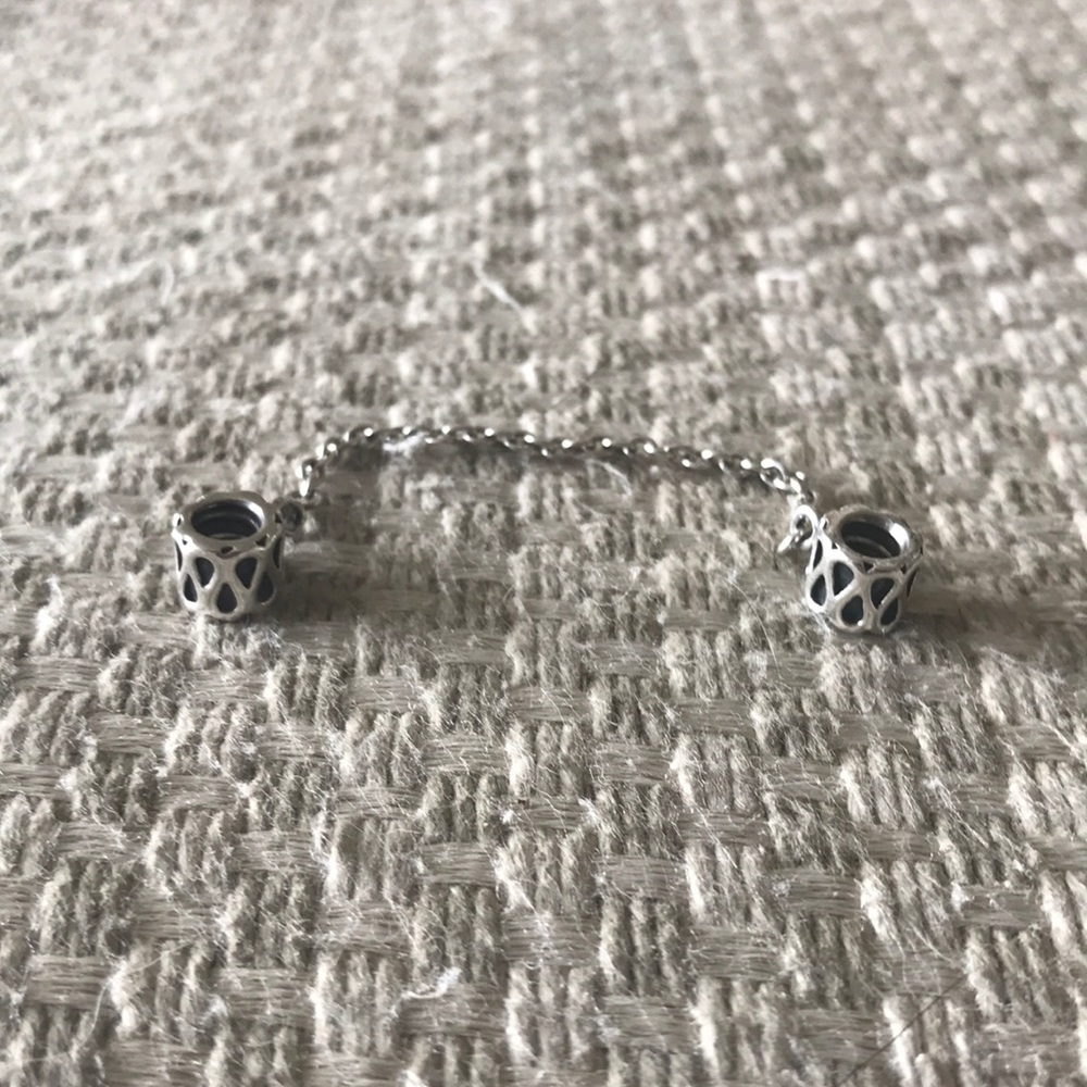 Pandora safety chain